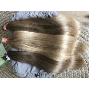České vlasy - č.9-10 váha 50g délka 65cm- Velmi světlá blond vlasy