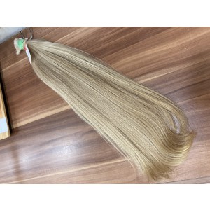 České vlasy - č.9-10 váha 50g délka 48cm - Velmi světlá blond vlasy